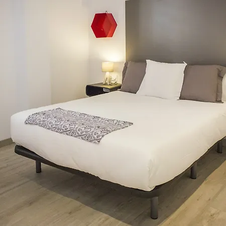 Hostemplo Sagrada Familia